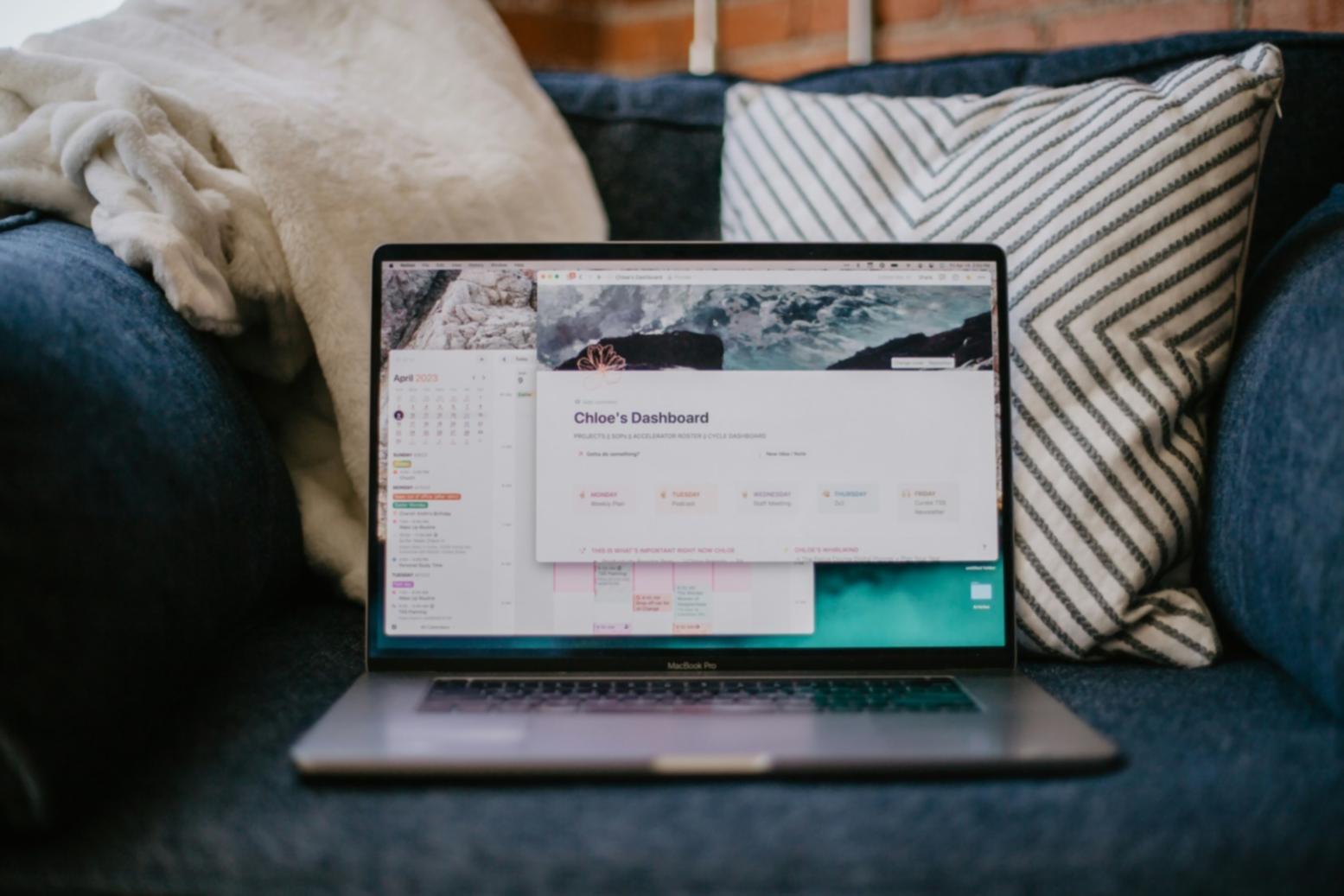 Icon representing IT professional testimonial